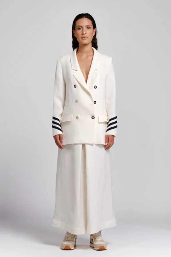 Trame di Stile - Giacca bianca in canapa con dettagli manica